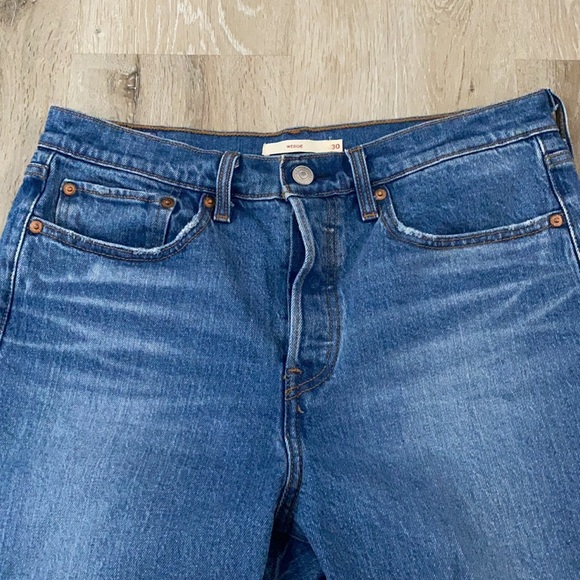 Levi’s Wedgie Icon - Picture 3 of 5